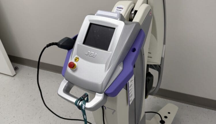 Combining MLS Laser Therapy with Chiropractic Methods